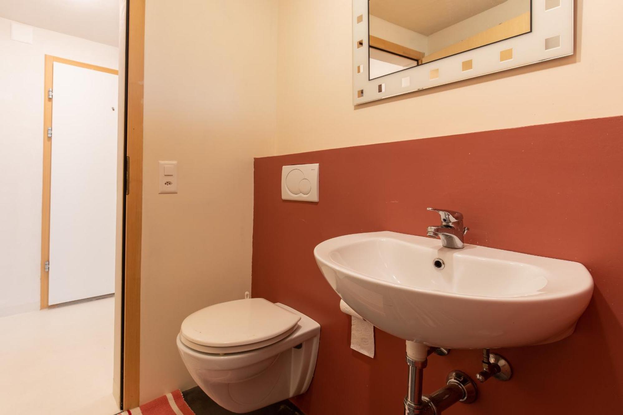 Chasa Muglin Ardez Apartment Екстериор снимка